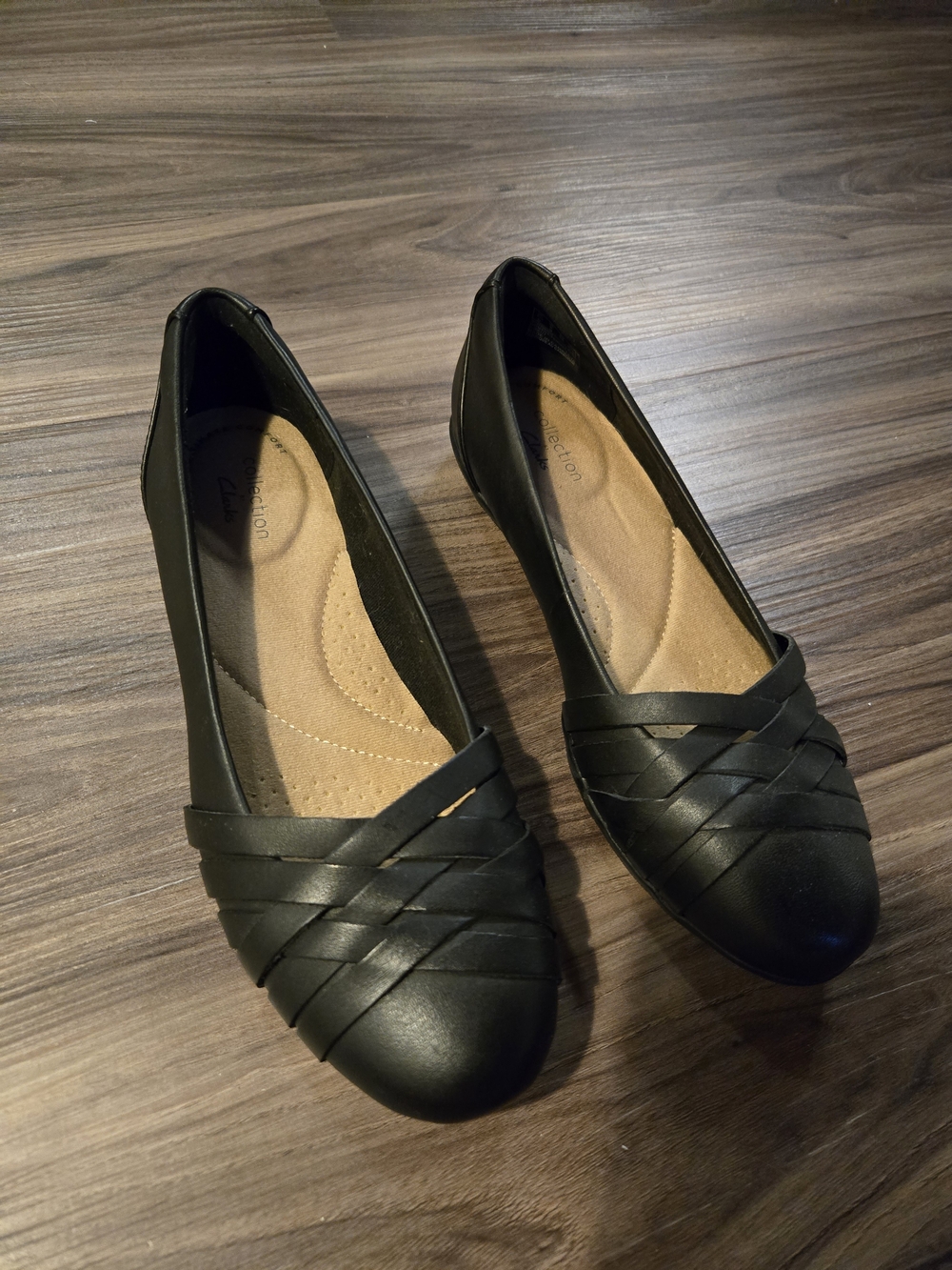 Clarks Sara Clover Black Leather Women's Woven Ballet Flats